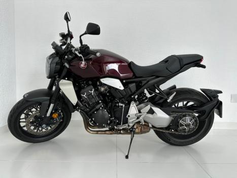 HONDA CBR 1000 Super Black Bird, Foto 3