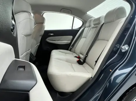 HONDA City Sedan 1.5 16V 4P FLEX TOURING AUTOM�TICO CVT, Foto 9