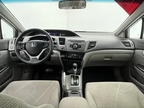 HONDA Civic 1.8 16V 4P FLEX LXS AUTOM�TICO, Foto 13