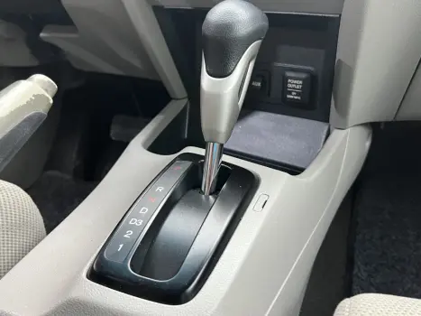 HONDA Civic 1.8 16V 4P FLEX LXS AUTOM�TICO, Foto 18