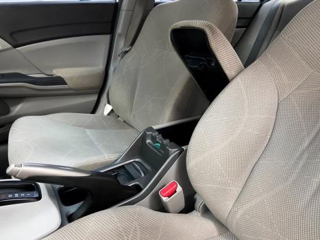 HONDA Civic 1.8 16V 4P FLEX LXS AUTOM�TICO, Foto 10