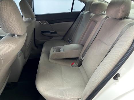 HONDA Civic 1.8 16V 4P FLEX LXS AUTOM�TICO, Foto 13