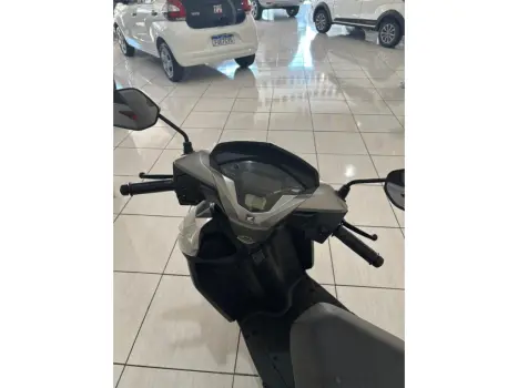 HONDA Elite 125 , Foto 3