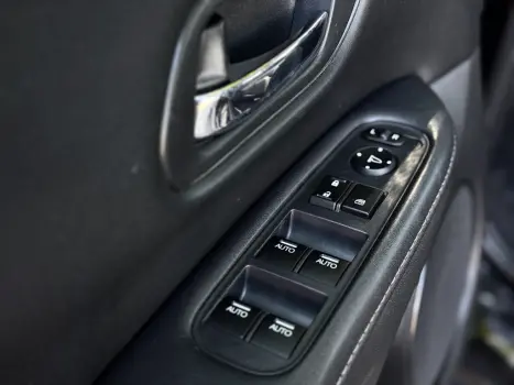 HONDA HR-V 1.8 16V 4P LX FLEX AUTOM�TICO CVT, Foto 8