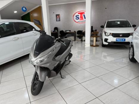 HONDA PCX 150 DLX, Foto 3