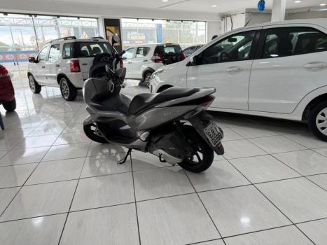 HONDA PCX 150 DLX, Foto 4