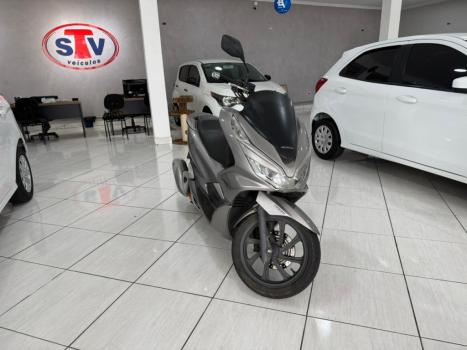 HONDA PCX 150 DLX, Foto 1