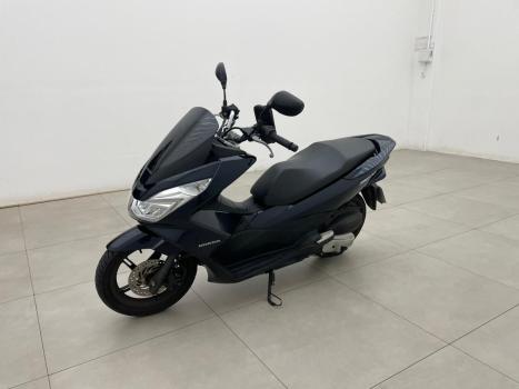 HONDA PCX 150 DLX, Foto 2