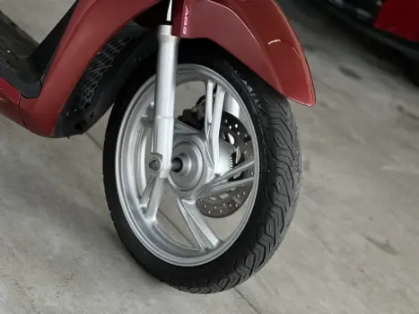 HONDA SH 150 I DLX, Foto 6