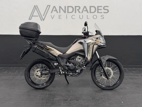 HONDA XRE 300 Sahara ADVENTURE, Foto 2