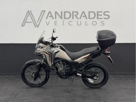 HONDA XRE 300 Sahara ADVENTURE, Foto 3