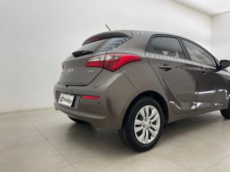 HYUNDAI HB 20 Hatch 1.0 12V 4P FLEX COMFORT, Foto 3