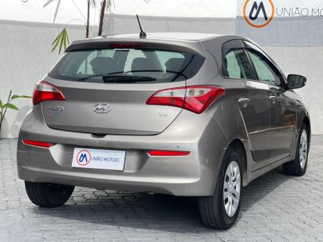 HYUNDAI HB 20 Hatch 1.6 16V 4P FLEX COMFORT PLUS, Foto 5