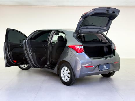 HYUNDAI HB 20 Hatch 1.6 16V 4P FLEX COMFORT PLUS, Foto 6