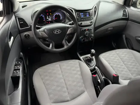 HYUNDAI HB 20 Sedan 1.6 16V 4P FLEX COMFORT PLUS, Foto 2