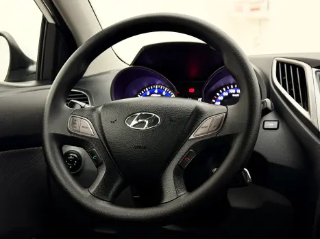 HYUNDAI HB 20 Sedan 1.6 16V 4P FLEX PREMIUM AUTOM�TICO, Foto 17