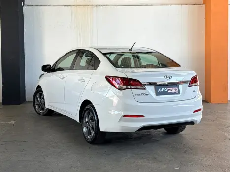 HYUNDAI HB 20 Sedan 1.6 16V 4P FLEX COMFORT PLUS, Foto 4