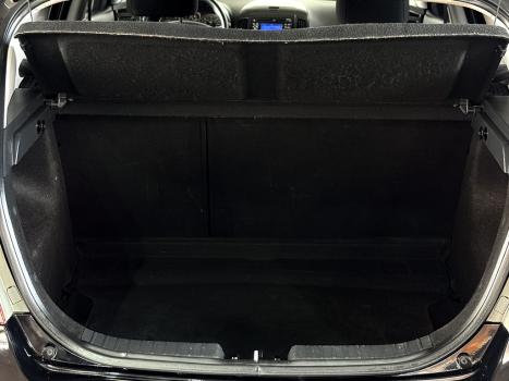 HYUNDAI I30 2.0 16V 4P, Foto 10