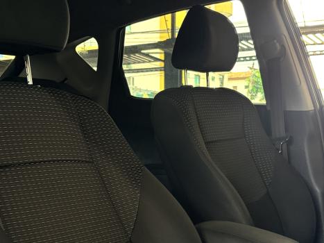 HYUNDAI I30 2.0 16V 4P, Foto 12