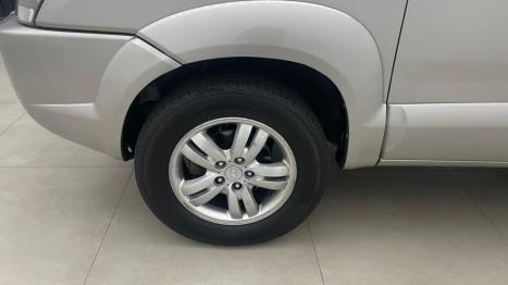 HYUNDAI Tucson 2.0 16V 4P GL, Foto 6