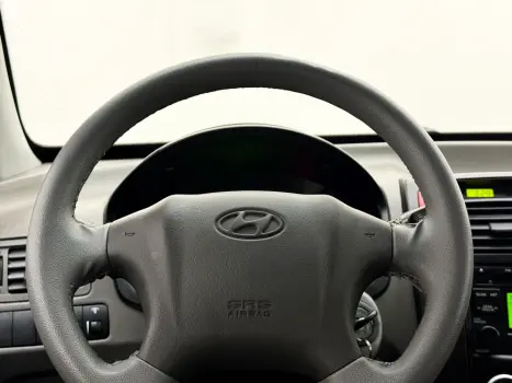 HYUNDAI Tucson 2.0 16V 4P GL, Foto 9