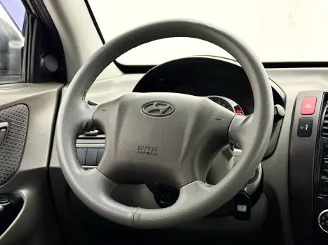 HYUNDAI Tucson 2.0 16V 4P GL, Foto 15