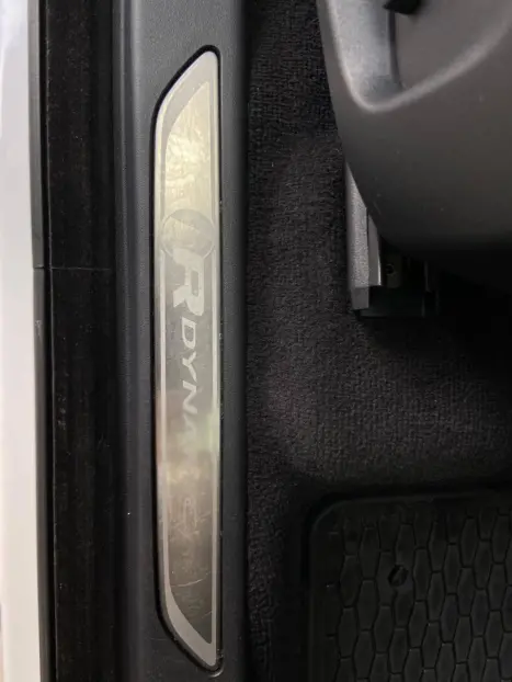 JAGUAR E-Pace 2.0 16V 4P P300 R-DYNAMIC SE AWD TURBO AUTOMTICO, Foto 15