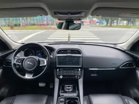 JAGUAR F-Pace 2.0 16V 4P PRESTIGE AWD TURBO DIESEL AUTOM�TICO, Foto 11