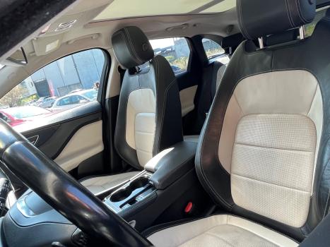 JAGUAR F-Pace 3.0 V6 4P AWD R-SPORT SUPERCHARGED AUTOM�TICO, Foto 22