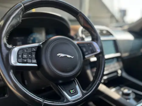 JAGUAR F-Pace 3.0 V6 4P AWD R-SPORT SUPERCHARGED AUTOM�TICO, Foto 13