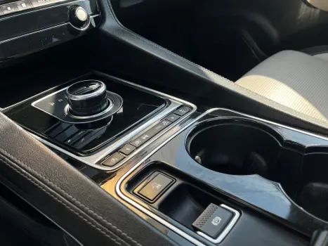 JAGUAR F-Pace 3.0 V6 4P AWD R-SPORT SUPERCHARGED AUTOM�TICO, Foto 21