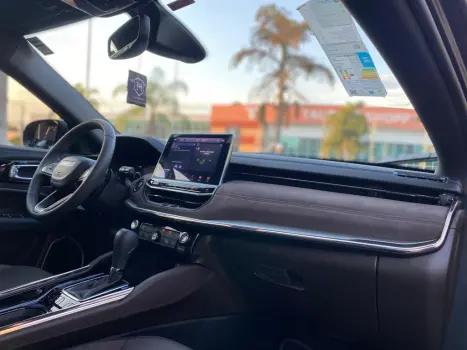 JEEP Commander 1.3 16V 4P FLEX T270 OVERLAND TURBO AUTOM�TICO AT6, Foto 10