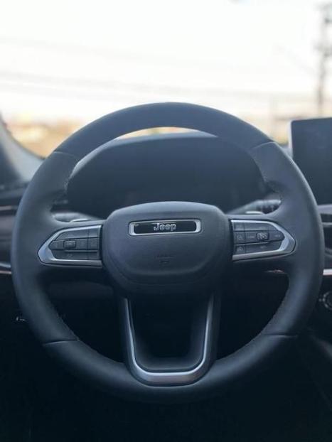 JEEP Commander 1.3 16V 4P FLEX T270 OVERLAND TURBO AUTOM�TICO AT6, Foto 4