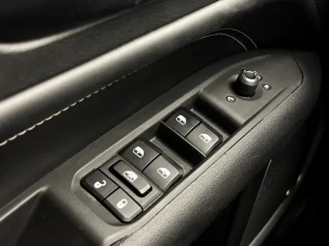 JEEP Compass 1.3 16V 4P FLEX LONGITUDE T270 TURBO AUTOM�TICO, Foto 9