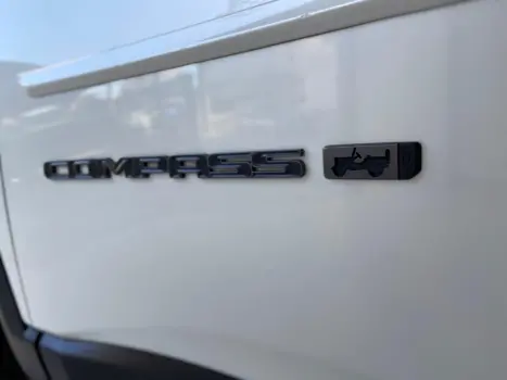 JEEP Compass 1.3 16V 4P FLEX LONGITUDE T270 TURBO AUTOM�TICO, Foto 17