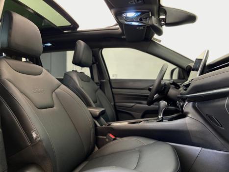 JEEP Compass 2.0 16V 4P HURRICANE 4 TURBO OVERLAND AUTOM�TICO AT9, Foto 12