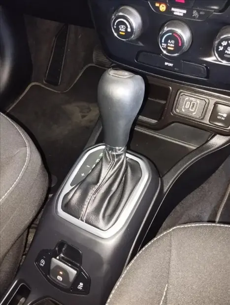JEEP Renegade 1.3 16V 4P FLEX T270 SPORT TURBO AUTOM�TICO, Foto 10
