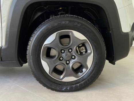 JEEP Renegade 1.8 16V 4P FLEX AUTOMÁTICO, Foto 14 JEEP Renegade 1.8 16V 4P FLEX AUTOMÁTICO, Foto 14