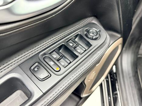 JEEP Renegade 1.8 16V 4P FLEX LONGITUDE AUTOM�TICO, Foto 17