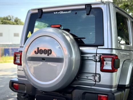 JEEP Wrangler 2.0 16V 4P SAHARA 4X4 TETO R�GIDO E LONA AUTOM�TICO, Foto 4