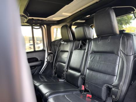 JEEP Wrangler 2.0 16V 4P SAHARA 4X4 TETO R�GIDO E LONA AUTOM�TICO, Foto 14