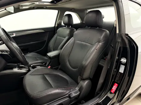 KIA Cerato Coup� 2.0 16V KOUP AUTOM�TICO, Foto 18