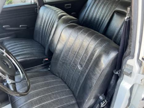 MERCEDES-BENZ 230.6 2.3 4P, Foto 6