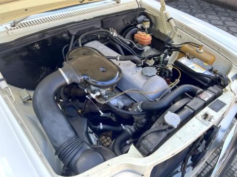 MERCEDES-BENZ 230.6 2.3 4P, Foto 10