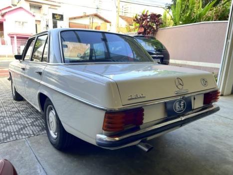 MERCEDES-BENZ 230.6 2.3 4P, Foto 15