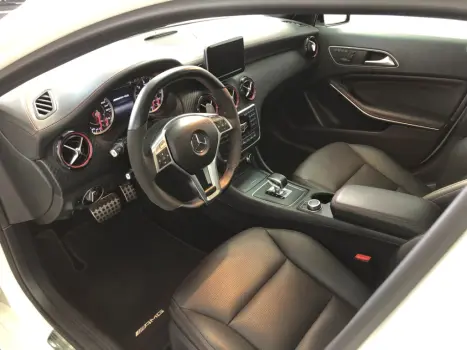 MERCEDES-BENZ A 45 AMG 2.0 16V 4P TURBO AUTOMATIZADO, Foto 5 MERCEDES-BENZ A 45 AMG 2.0 16V 4P TURBO AUTOMATIZADO, Foto 5