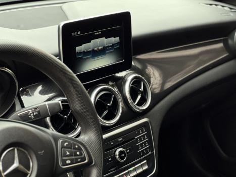 MERCEDES-BENZ CLA 180 1.6 16V 4P CGI TURBO 7G-TRONIC DCT AUTOMTICO, Foto 6