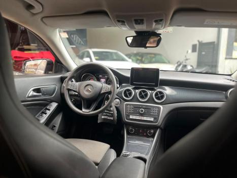 MERCEDES-BENZ CLA 180 1.6 16V 4P CGI TURBO 7G-TRONIC AUTOM�TICO DCT, Foto 2