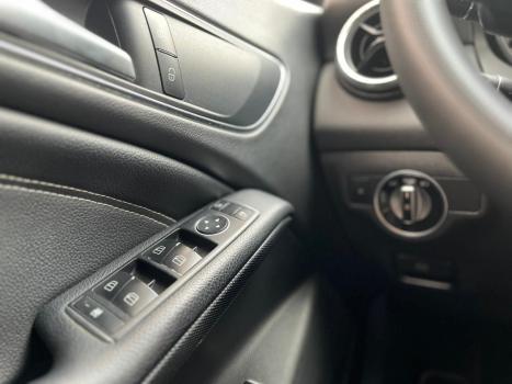 MERCEDES-BENZ CLA 180 1.6 16V 4P CGI TURBO 7G-TRONIC AUTOM�TICO DCT, Foto 7