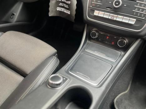 MERCEDES-BENZ CLA 180 1.6 16V 4P CGI TURBO 7G-TRONIC AUTOM�TICO DCT, Foto 13